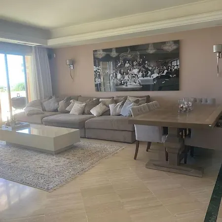 Elegant Penthouse On Marbella's Golden Mile