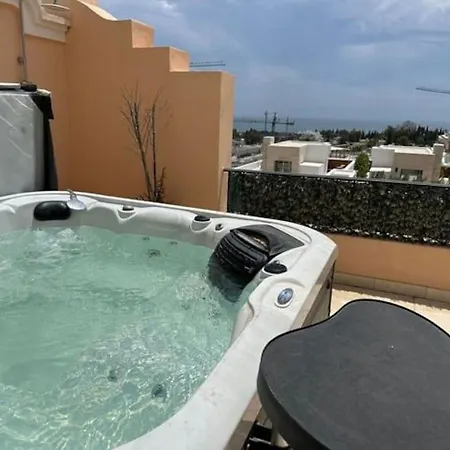 Elegant Penthouse On Marbella's Golden Mile Apartment *